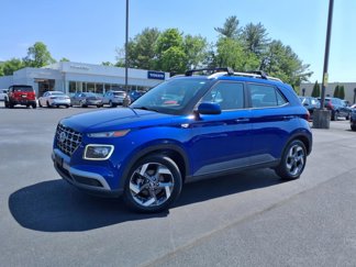Used 2023 Hyundai Venue Limited image 1