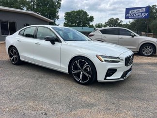 Used 2024 Volvo S60 B5 Core image 1
