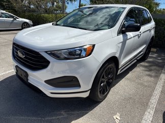 Used 2022 Ford Edge SE w/ Black Appearance Package image 1