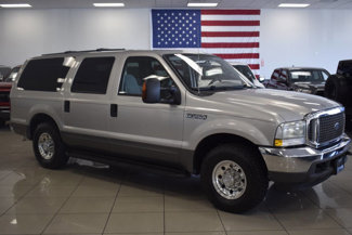 Used 2004 Ford Excursion XLS image 1
