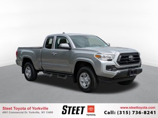 Used 2022 Toyota Tacoma SR image 1