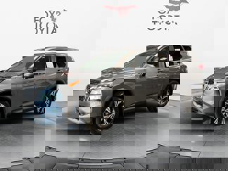 Used 2022 Nissan Rogue SV image 1