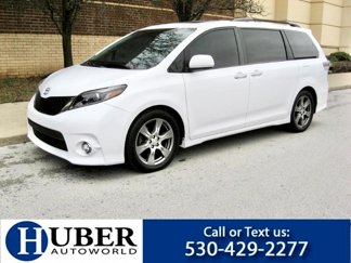 Used 2017 Toyota Sienna SE image 1
