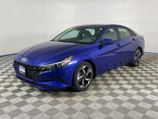 Used 2023 Hyundai Elantra SEL w/ Convenience Package image 1