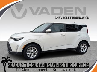 Used 2023 Kia Soul LX w/ Option Group 015 image 1