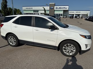 Used 2021 Chevrolet Equinox LS w/ LS Convenience Package image 1
