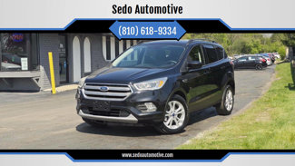 Used 2017 Ford Escape SE image 1