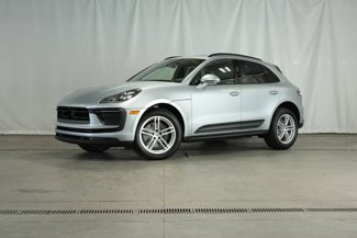 New 2025 Porsche Macan image 1