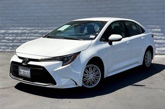 Used 2024 Toyota Corolla LE image 1