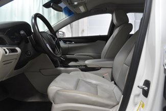Used 2015 Cadillac XTS image 1