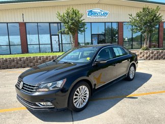 Used 2016 Volkswagen Passat 1.8T SE image 1