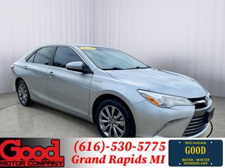 Used 2016 Toyota Camry XLE image 1