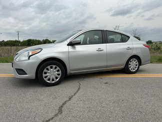 Used 2017 Nissan Versa SV image 1
