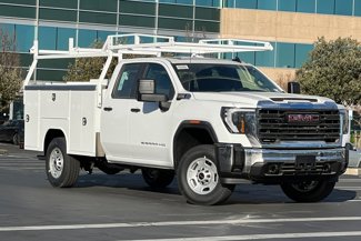 New 2025 GMC Sierra 2500 Pro image 1