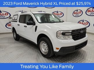 Used 2023 Ford Maverick XL image 1
