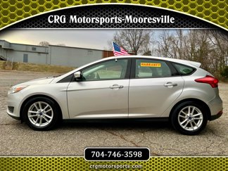 Used 2016 Ford Focus SE w/ SE Cold Weather Package image 1