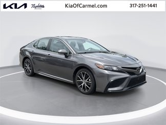 Used 2023 Toyota Camry SE image 1