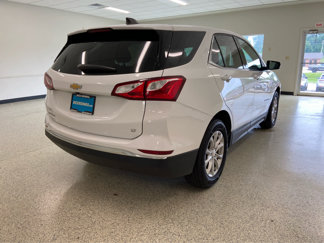 Used 2020 Chevrolet Equinox LT image 1