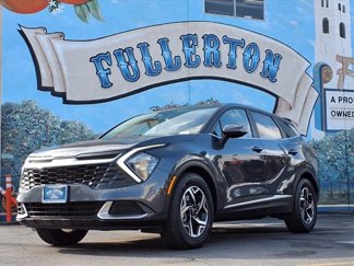 Used 2023 Kia Sportage LX image 1