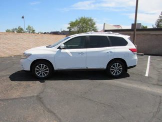 Used 2013 Nissan Pathfinder SL image 1