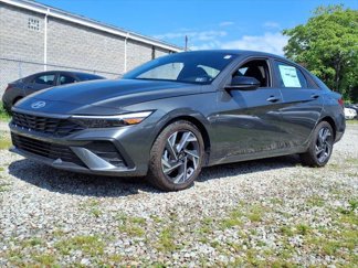 New 2025 Hyundai Elantra Sport w/ Cargo Package image 1