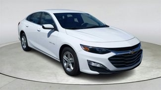 Used 2024 Chevrolet Malibu LT image 1
