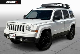 Used 2016 Jeep Patriot Latitude w/ Sun/Sound Group image 1