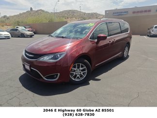 Used 2020 Chrysler Pacifica Touring-L image 1