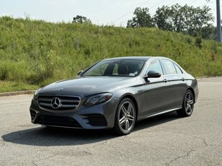 Used 2018 Mercedes-Benz E 300 4MATIC image 1