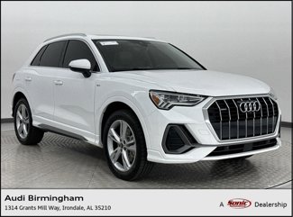 Used 2022 Audi Q3 2.0T Premium Plus w/ Premium Plus Package image 1