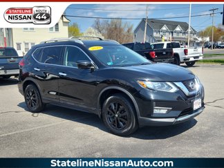 Used 2017 Nissan Rogue SV image 1