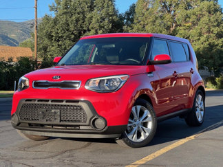 Used 2015 Kia Soul + image 1