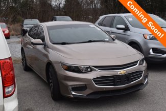 Used 2018 Chevrolet Malibu LT w/ Driver Confidence Package image 1