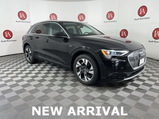 Used 2022 Audi e-tron Premium Plus image 1