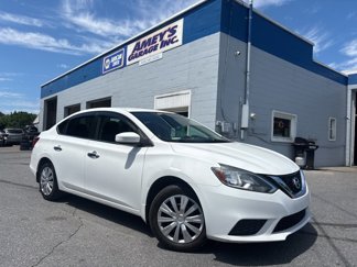 Used 2016 Nissan Sentra SV image 1
