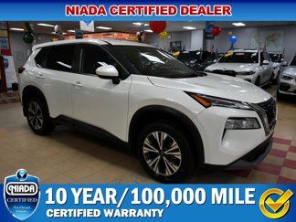 Used 2023 Nissan Rogue SV image 1