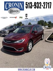 Used 2020 Chrysler Pacifica Touring image 1