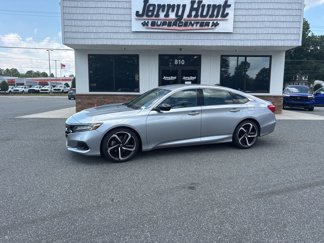 Used 2022 Honda Accord Sport image 1