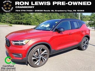 Used 2021 Volvo XC40 T5 R-Design w/ Advanced Package image 1