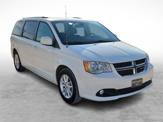 Used 2018 Dodge Grand Caravan SXT image 1