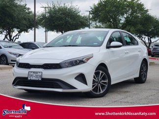 Used 2022 Kia Forte LXS image 1