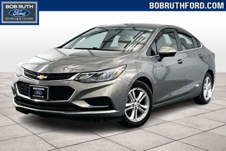 Used 2017 Chevrolet Cruze LT image 1