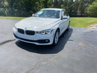 Used 2018 BMW 320i Sedan image 1