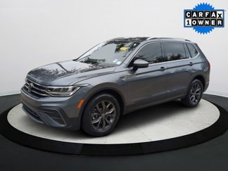 Used 2022 Volkswagen Tiguan SE image 1