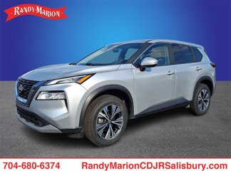 Used 2023 Nissan Rogue SV image 1