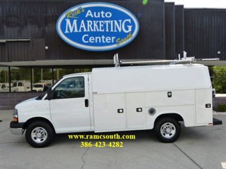Used 2015 Chevrolet Express 3500 image 1