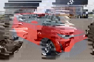 New 2025 Kia Soul S image 1