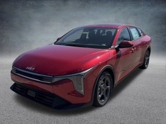 New 2025 Kia K4 LXS image 1
