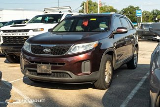 Used 2015 Kia Sorento LX image 1