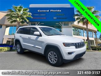Used 2021 Jeep Grand Cherokee Laredo image 1